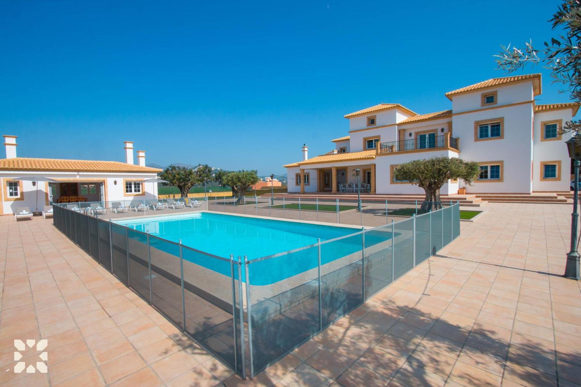 קלפה Villa Happy Family By Abahana Villas מראה חיצוני תמונה